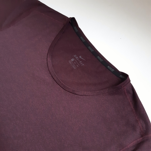 Nike Dri-Fit t-shirt - Picture 3 of 4